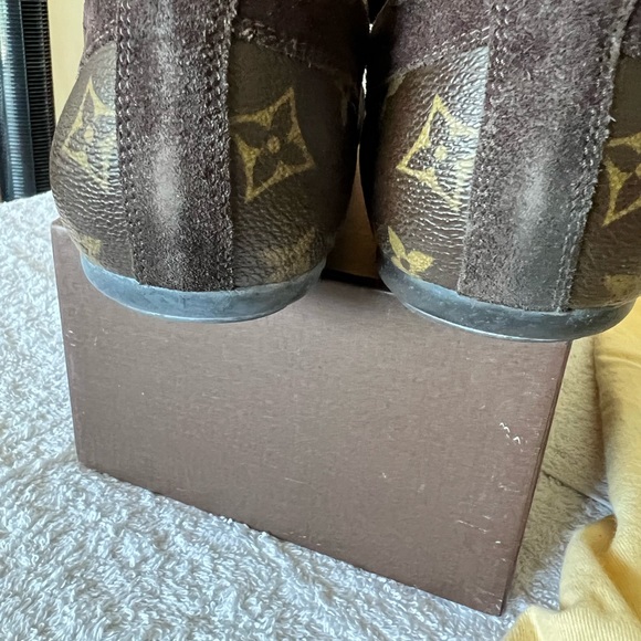 AUTHENTIC LOUIS VUITTON SNEAKERS SIZE 7.5 MEN OR 9.5/10 WOMEN VERY GOOD VINTAGE - Picture 9 of 13